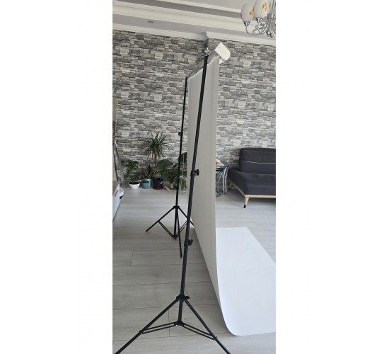 Beyaz Fon Perde  200x250cm AYAKLI MAKARA ZİNCİRLİ ürün çekimi,vesikalık,white screen