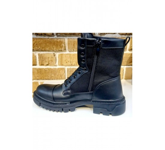 SHOES TARZ POSTAL BOT / Beden : 41 / Cinsiyet : Erkek SHOES TARZ POSTAL BOT / Beden : 41 / Cinsiyet : Erkek