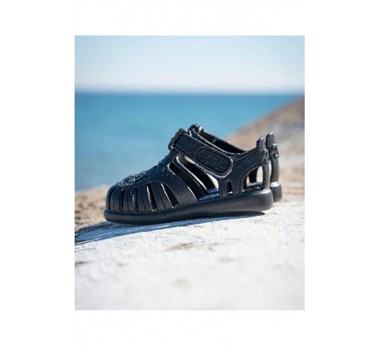 S10271-002 TOBBY SOLID BEBEK ÇOCUK SANDALET / Beden : 24 / Cinsiyet : Unisex S10271-002 TOBBY SOLID BEBEK ÇOCUK SANDALET / Beden : 24 / Cinsiyet : Unisex