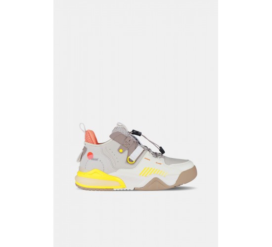 Yard Hafif Kız Çocuk Bej Spor Ayakkabı / Beden : 33 / Cinsiyet : Kadın / Kız