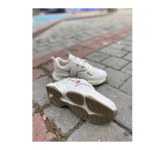 U.S. POLO  ORTABETİK CİLT SPOR AYAKKABI 880368 ISABELLA BEJ / Beden : 36 / Cinsiyet : Kadın / Kız