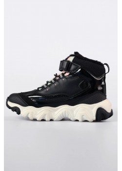 Radus Cırtlı Kız Çocuk Günlük Bot 946.24K.423 / Beden : 31 / Cinsiyet : Kadın / Kız