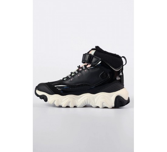 Radus Cırtlı Kız Çocuk Günlük Bot 946.24K.423 / Beden : 33 / Cinsiyet : Kadın / Kız