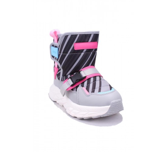 Karoo 943F24K468 Gri Ortopedik Günlük Kız Çocuk Spor Bot / Beden : 33 / Cinsiyet : Kadın / Kız Karoo 943F24K468 Gri Ortopedik Günlük Kız Çocuk Spor Bot / Beden : 33 / Cinsiyet : Kadın / Kız