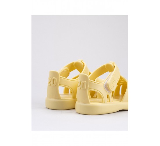 S10271 Tobby Solıd Çocuk Sandalet Vanilya / Beden : 24 / Cinsiyet : Kadın / Kız