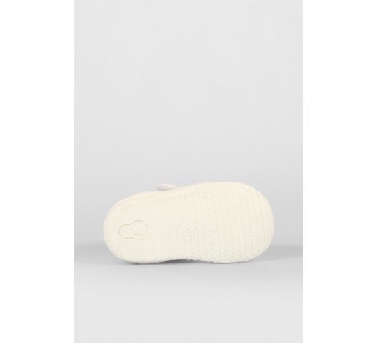 Loca Baskılı Kız Bebek Beyaz Günlük Ayakkabı / Beden : 25 / Cinsiyet : Kadın / Kız