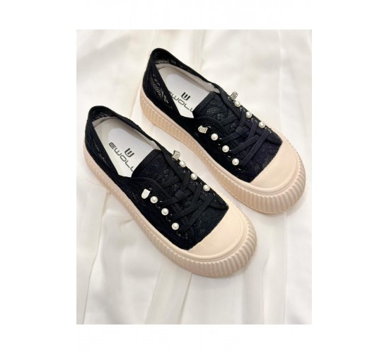 Dantelli Kadın Sneaker / Beden : 40 / Cinsiyet : Kadın / Kız Dantelli Kadın Sneaker / Beden : 40 / Cinsiyet : Kadın / Kız