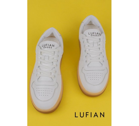 Beyaz Omar Erkek Sneaker Ayakkabı / Beden : 44 / Cinsiyet : Erkek Beyaz Omar Erkek Sneaker Ayakkabı / Beden : 44 / Cinsiyet : Erkek