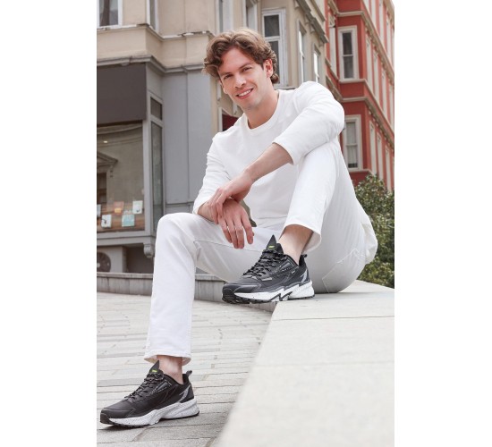 29726 Erkek Spor Ayakkabı Siyah Beyaz / Beden : 43 / Cinsiyet : Erkek