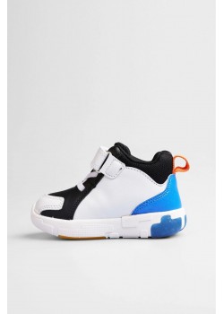 Rocky Erkek Çocuk Işıklı Boyunlu Spor Ayakkabı 946.25K.411 / Beden : 26 / Cinsiyet : Erkek Rocky Erkek Çocuk Işıklı Boyunlu Spor Ayakkabı 946.25K.411 / Beden : 26 / Cinsiyet : Erkek