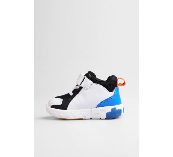 Rocky Işıklı Erkek Okul Öncesi Siyah Bot / Beden : 29 / Cinsiyet : Erkek