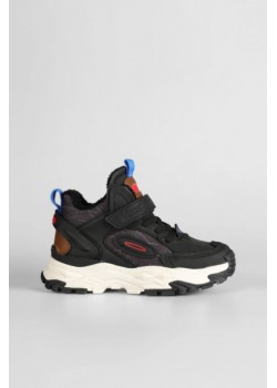 Tura Patik Bot Siyah / Beden : 26 / Cinsiyet : Erkek Tura Patik Bot Siyah / Beden : 26 / Cinsiyet : Erkek