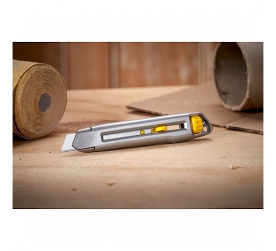 Stanley 0-10-018 Interlock Askılı Maket Bıçağı 165*18mm, 3253560100186